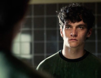 black-mirror-bandersnatch-fionn-whitehead-christmas-special-200